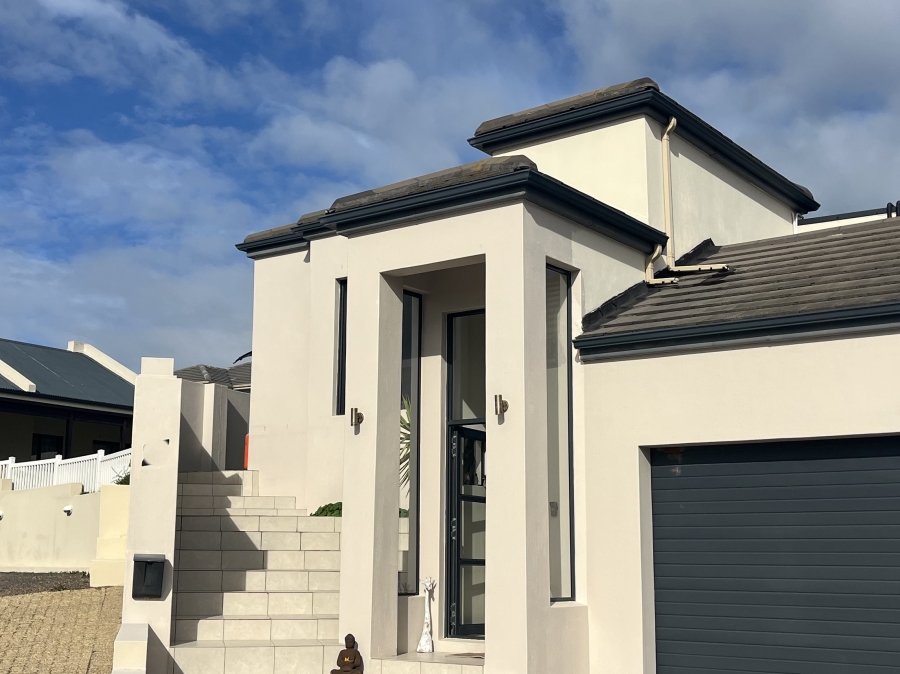 To Let 3 Bedroom Property for Rent in Big Bay Western Cape